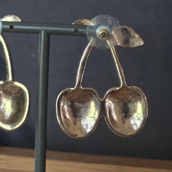 Rhinestone cherry earrings gold red green - Picture 4 of 6